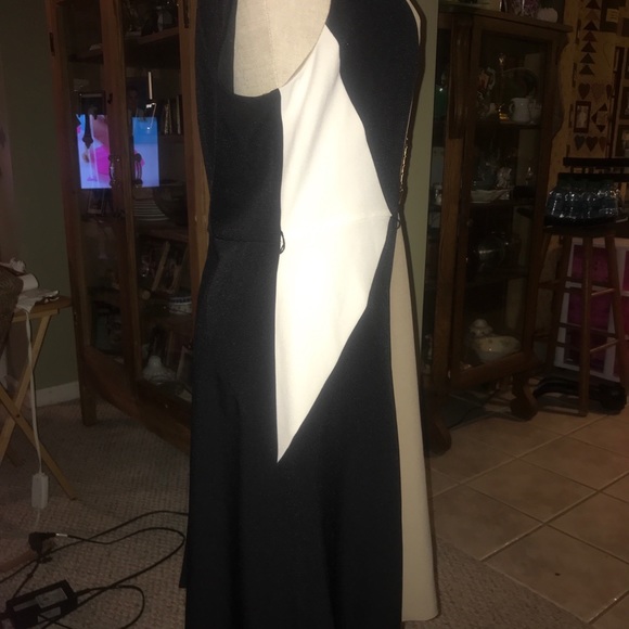 ❤️Sandra Darren 3 color (tan,cream,black) Dress - Picture 3 of 5